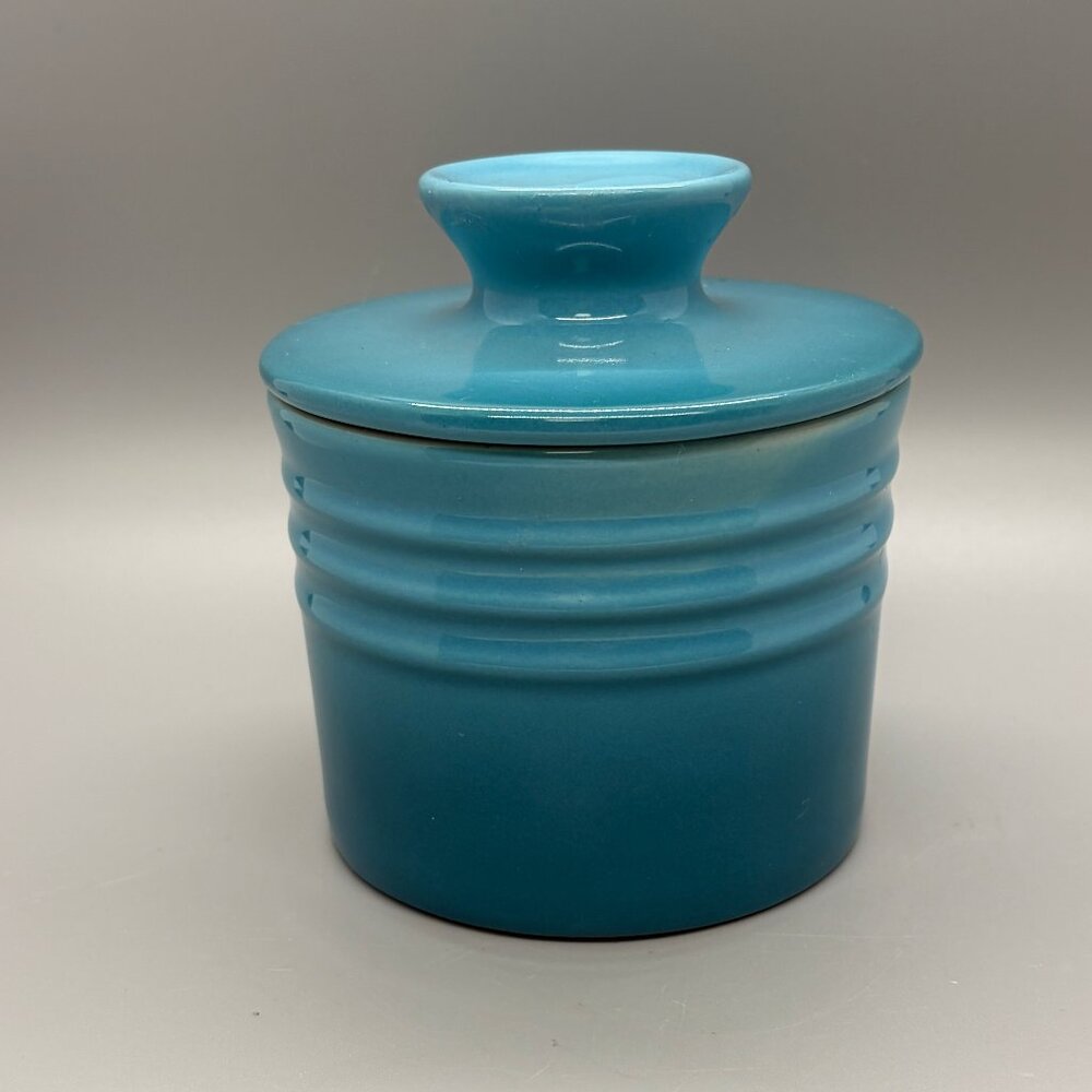 Le Creuset Stoneware Butter Bell Crock (discontinued) Caribbean Blue/Teal Ombré - Picture 2 of 9